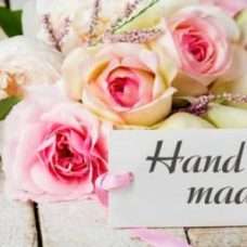 HAND MADE с букетом роз