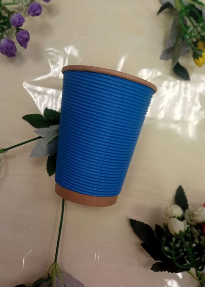 стакан для квітів синій